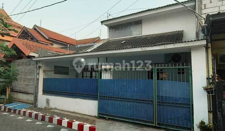 Quick Sale: Pondok Sidokare Indah House, Sidoarjo, East Java