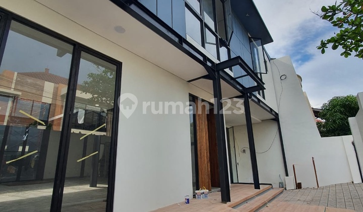 Rumah Baru Siap Huni Sutorejo Surabaya Timur