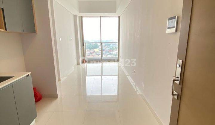 Disewakan Apartemen Taman Anggrek Residences 3 Bedrooms Semifurnish  2