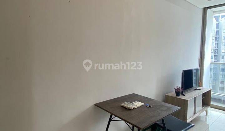 Disewakan Apartemen Taman Anggrek Residences 3 Bedrooms Furnish Murahh  2