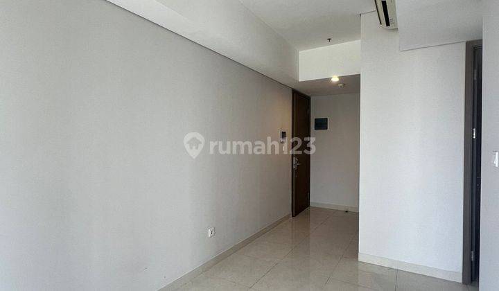 Disewakan Apartemen Taman Anggrek Residences 2 Bedrooms Semifurnish  2