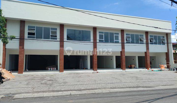 For Rent Shop And Office At Berawa, Next To Tamora Square 2