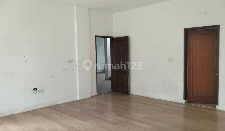 Di Jual Rumah Besar 5 Kamar Tidur di Area Cekomaria, Denpasar 2