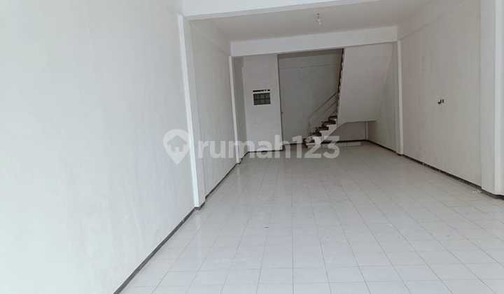 For Sale: 3-story shophouse in Jl Nakula, Legian, Kuta. 2