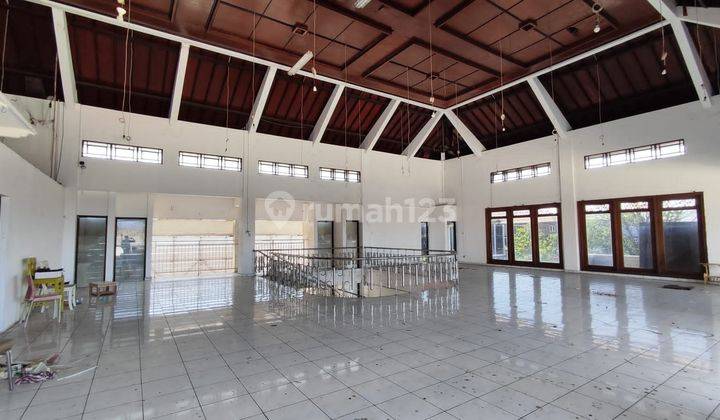 Disewakan Gedung Besar di Pusat Kota Denpasar 2