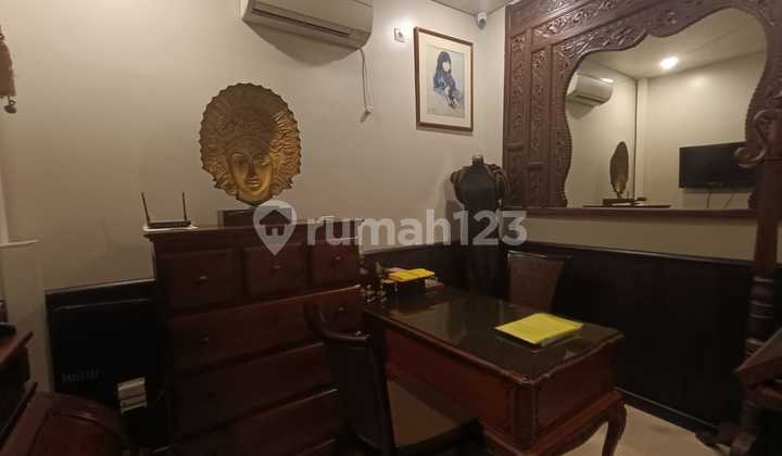 For Rent 3 Bedroom House at Sanur area 2