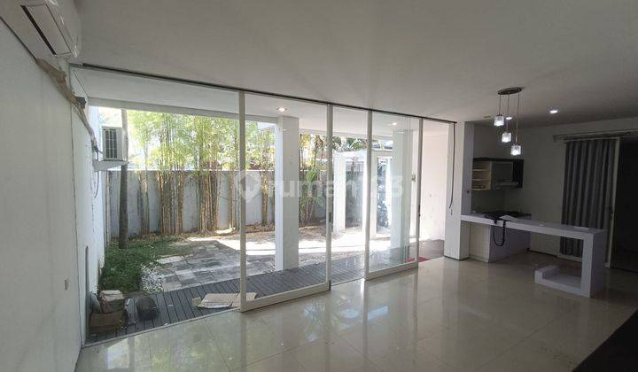 Di jual cepat rumah di Sunset Garden, Kuta 2