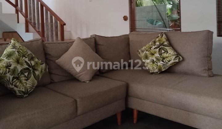 For rent 3 bedroom villa at Jl Nelayan, near Batu Bolong beach