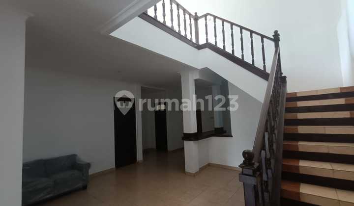 Rumah menarik di area Taman Giri, Jimbaran 2