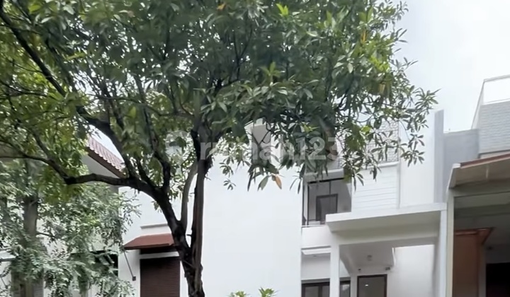 Dijual Rumah Murah di Cluster Heliconia - De Park - Bsd