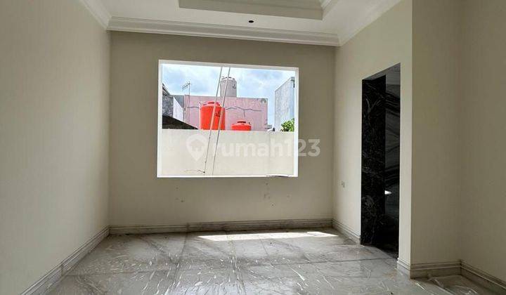 Dijual Rumah Mewah Dan Murah di Cluster Crown, Gading Serpong Tangerang 2