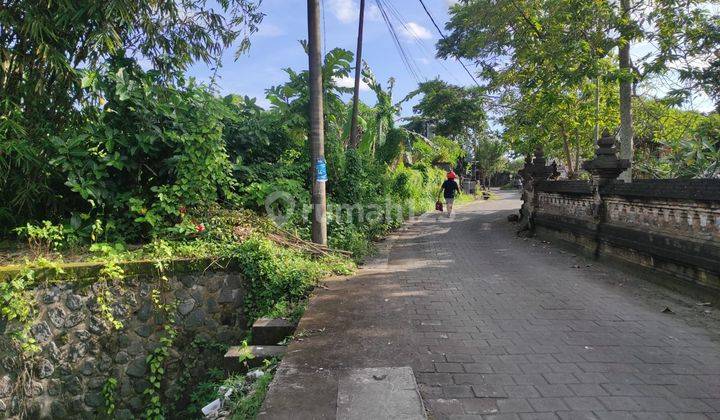 10 Are Sempidi Dekat Puspem Badung Bali 3