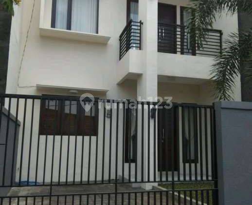 3 Bedroom Kerobokan Near Bali Kiddy Badung Bali 2