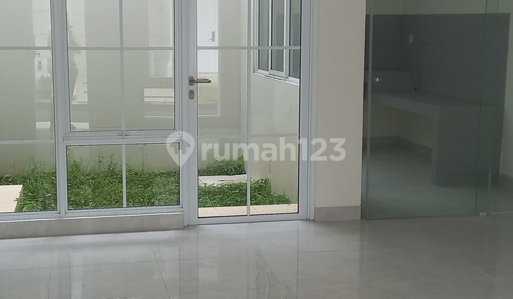 FOR SALE CHEAP HOUSE IN LAVON SWAN CITY, CLUSTER GRANDURA 2