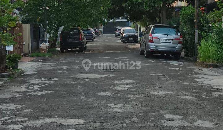 Dijual Rumah tua Hitung Tanah Saja, Luas 108m², SHM 2