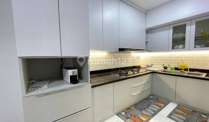 Disewakan 3 Kamar Apartemen Gading Mediterania Residence Furnish  1