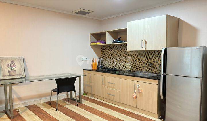 Disewakan 2 Kamar Apartemen City Home Lantai Penthouse Bersih 2