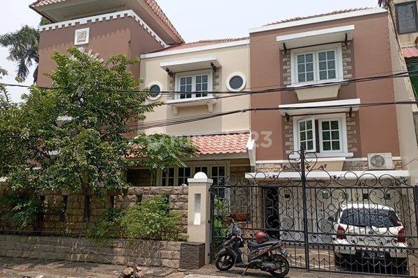 Dijual Rumah Mewah Di Citra Garden, Jakarta Barat  2