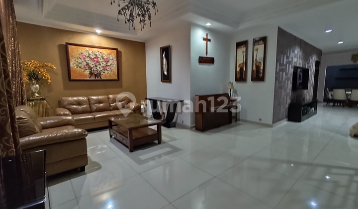 Ready-to-Occupy Luxury House in Jatiwaringin, East Jakarta 2