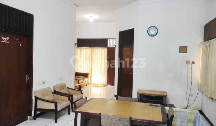 Rumah di Taman Duren Sawit, Jakarta Timur