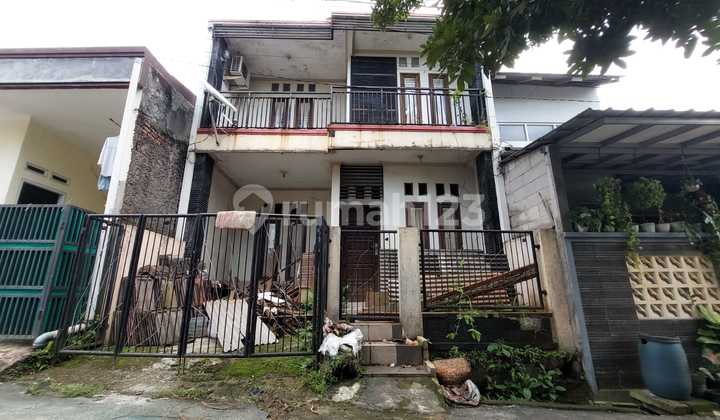 Rumah 2 Lantai di Cikeas 2