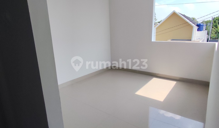 Rumah Modern Cluster Di Jatiasih 2