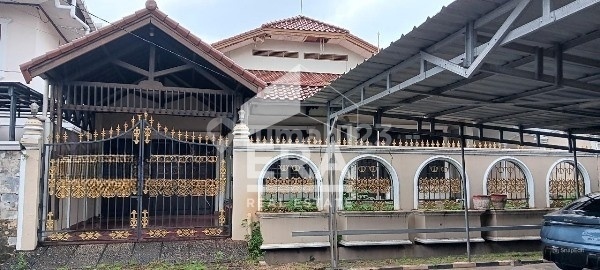 Dijual Rumah Lama di Komplek Utama Pondok Bambu