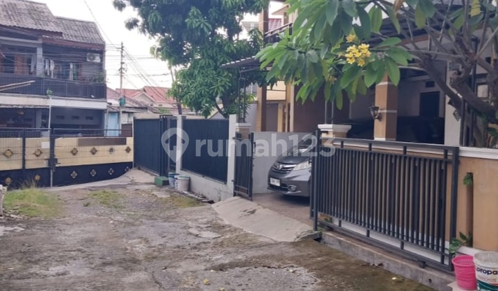 Rumah Standart di Cluster Condet, Jakarta Timur