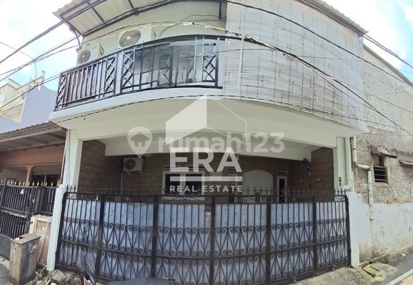 Rumah Standart Di Perumnas Klender Jakarta Timur 