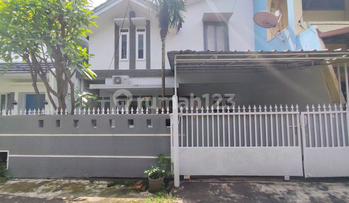 Standard Ready-to-Occupy House in Kramat Jati, East Jakarta Standard Ready-to-Occupy House in Kramat Jati, East Jakarta