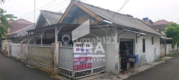 Rumah Tua Di Tebet, Jakarta Selatan