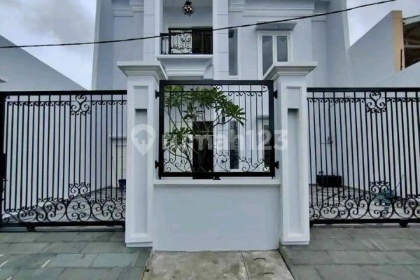 Dijual Rumah Di Duren Sawit" Jakarta Timur