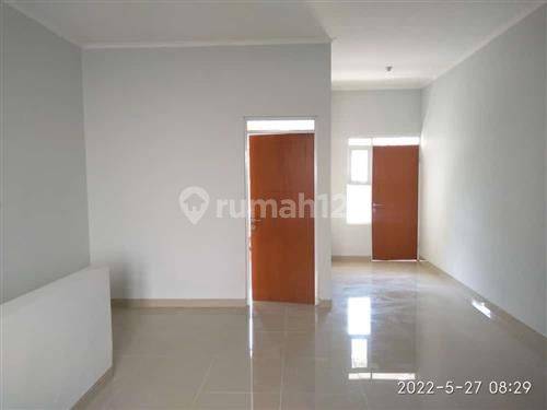 Ruko 2 Lantai, Di Mainroad Jl. Kolmas Cimahi, Di Depan Komplek Perumahan 9