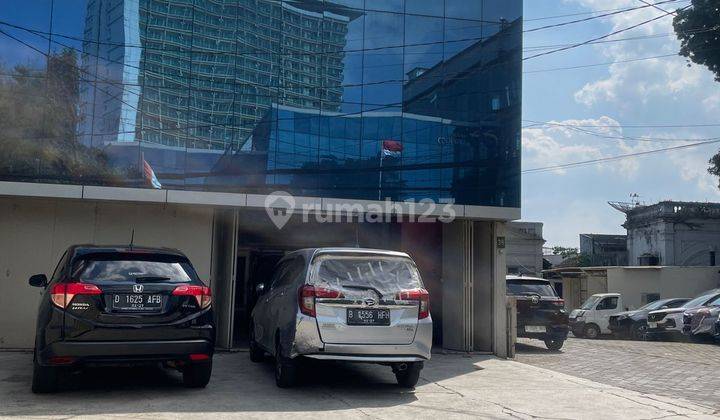 Dijual Gedung di Mainroad Wastukencana