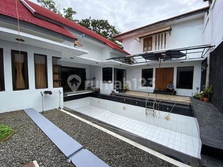 Dijual Rumah Di Sayap Gatot Subroto Bandung Ada Kolam Renang 13