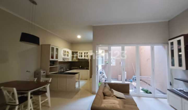 Rumah Ternyaman di Tengah Kota Srimahi BKR Furnished