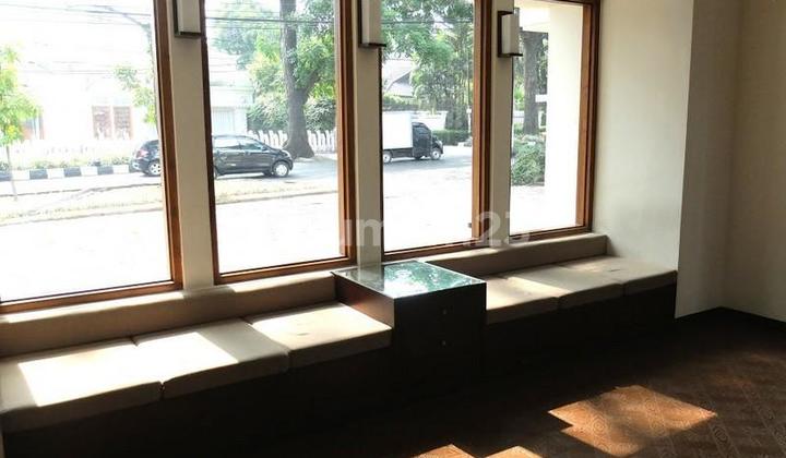 Rumah Luas Hitung Tanah Cipaganti 2