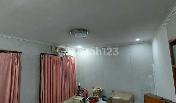 Rumah 2 Lantai Di Taman Sakuran (Soekarno Hatta) 2