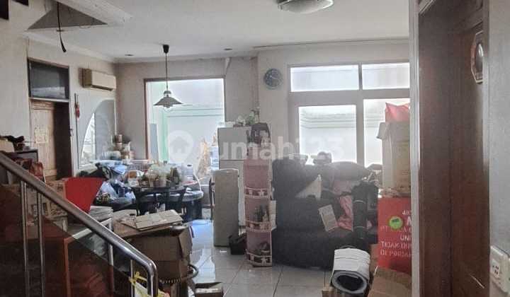 Rumah 2 Lantai Di Taman Sakuran (Soekarno Hatta) Rumah 2 Lantai Di Taman Sakuran (Soekarno Hatta)