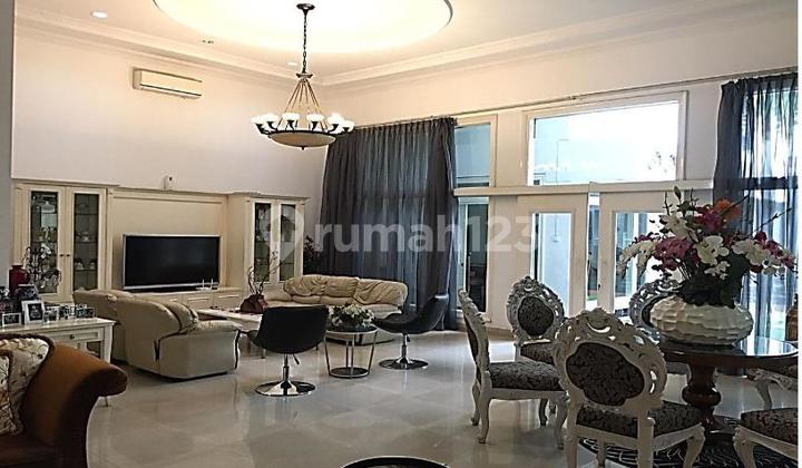 Rumah Luas & Strategis di Sayap Dago Bandung