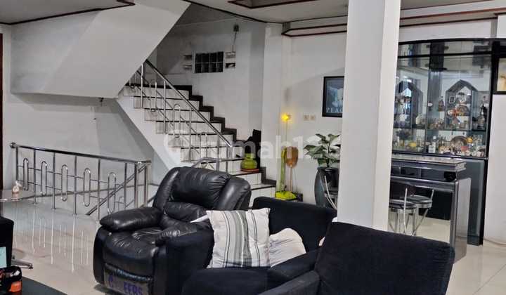 Ruko 3,5 Lantai di Mainroad Gatsu Dekat Tsm Ruko 3,5 Lantai di Mainroad Gatsu Dekat Tsm