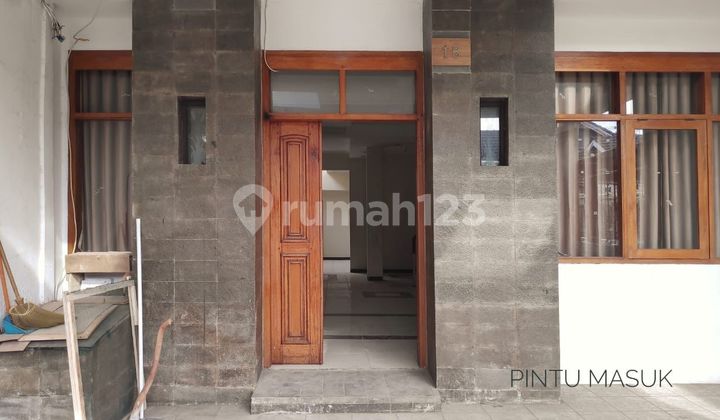 DISEWAKAN RUMAH NYAMAN AMAN STRATEGIS, JL KEMBAR  MAS  2