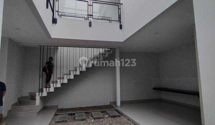 Rumah baru minimalis di Taman Holis Indah siap huni 1