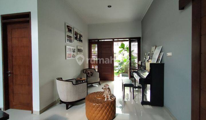 Rumah keren modern minimalis Batununggal Indah bandung cluster 1