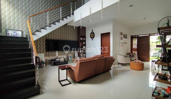 Rumah keren modern minimalis Batununggal Indah bandung cluster 2