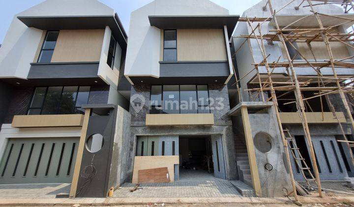 Rumah Baru Setraduta Komplek Elite Design Minimalis Scandinavian 1