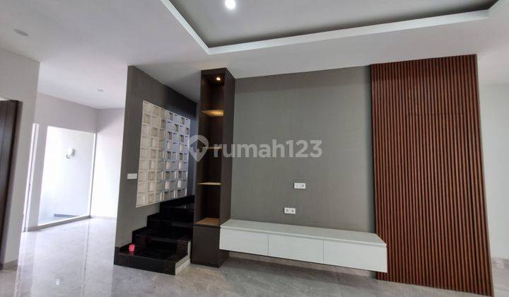 Rumah Keren Minimalis Kopo Mas Dekat Akses Tol Kopo 2