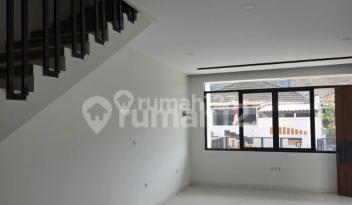 Cool Minimalist House in Leuwisari Complex, Comfortable City Center 2