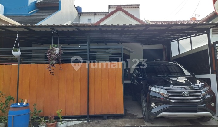 Well-maintained comfortable house in a strategic location at Antapani Cluster, Bandung City.