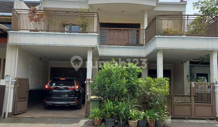 Well-maintained sturdy 2-story house in Kurdi Complex, Astana Anyar 2